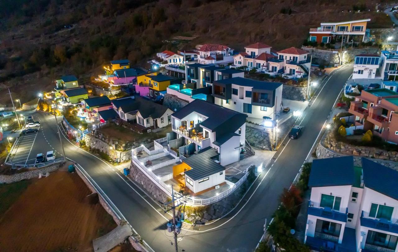 Villa Namhae Whale'S Dream Exterior foto